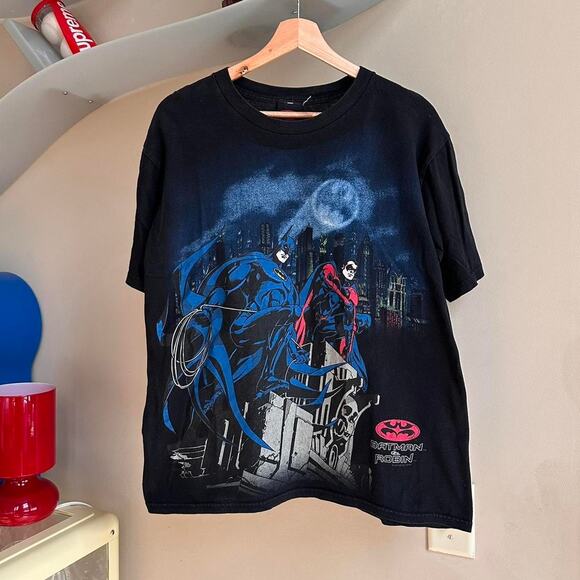 Vintage 1997 Batman And Robin Shirt - Picture 1 of 6